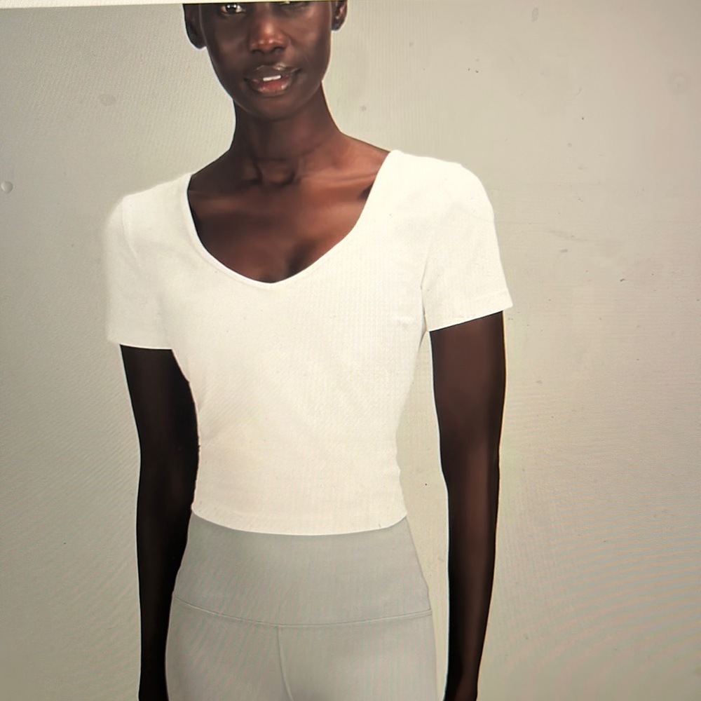 Align Tshirt White Size 4